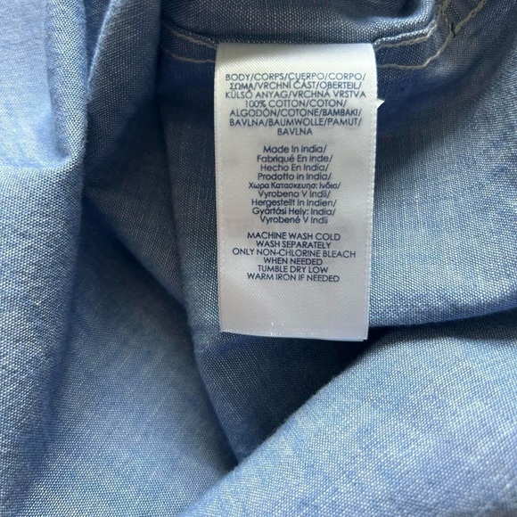 Chaps Men’s Classic-Fit Go Untucked Chambray Blue Size M, Perfect Condition - Picture 6 of 7